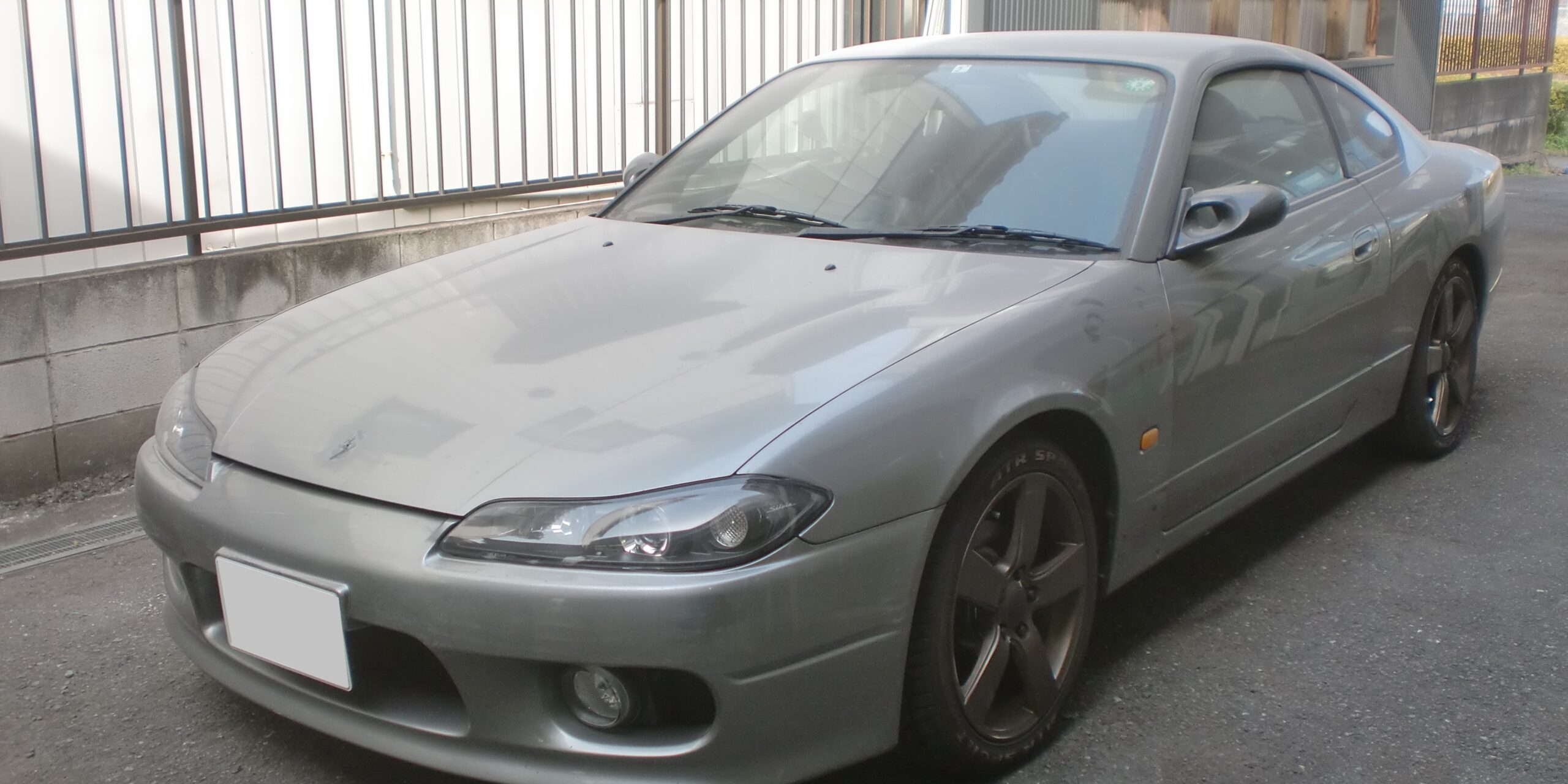 S15 シルビア オールペン（オールペイント） TV3 純正 ブリリアントブルーM 全塗装 下処理編 | 埼玉県川口市の板金塗装、オールペン ならワイズオートデザイン